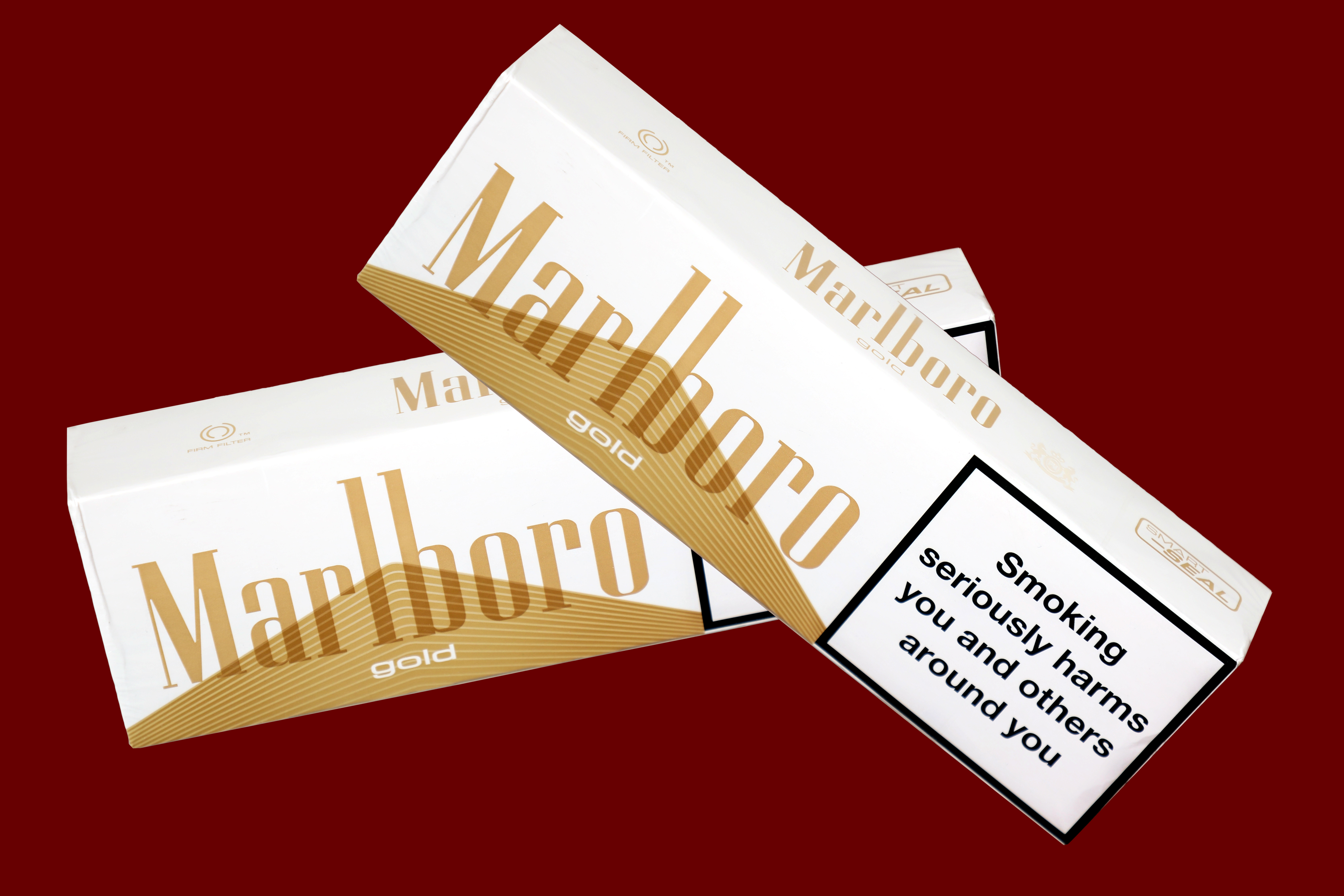 Marlboro  Cigarette 4